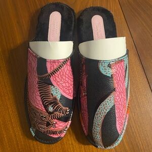 Min & Mon Marcelo Black Leather Slippers - Tangle Rumble Print